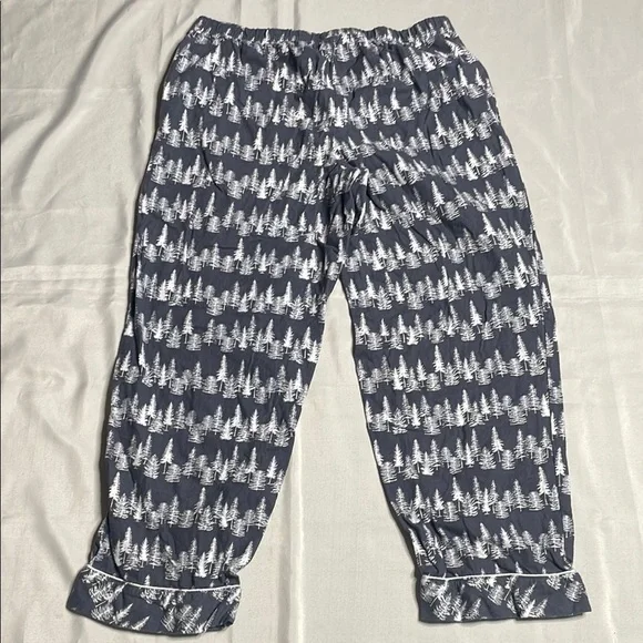 Convington Pajama Pants Gray and White Tree Print - Picture 5 of 11